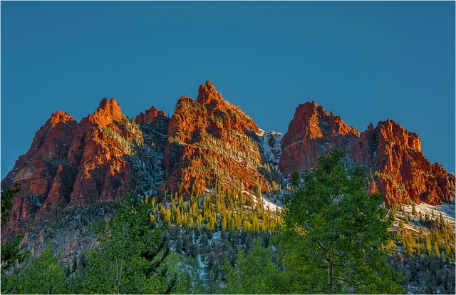 Golden-Dawn-Maroon-Bells-CLD086-11x17 copy