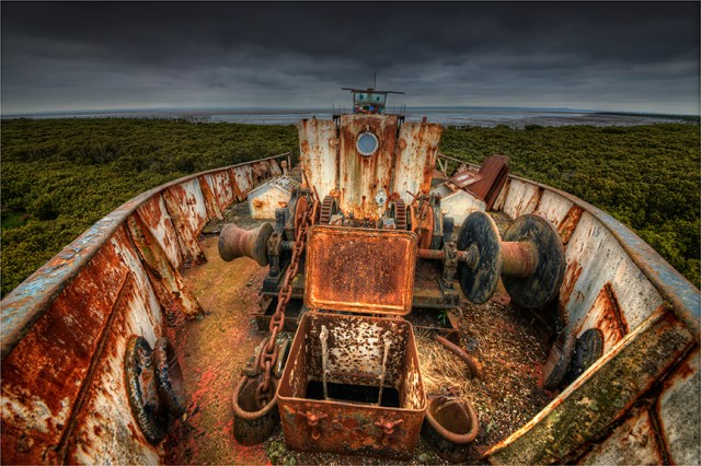 Rusting-Away-Westernport-Bay-VIC0653-16x24