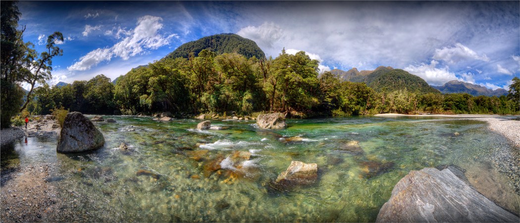 Clinton-River-Milford-Track-NZ0104-15x35 copy