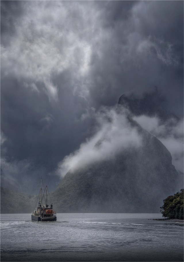 Milford-Sound-NZ035-14x20 copy