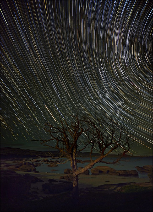 Sawyers-Bay-Startrails-FI01-18x25