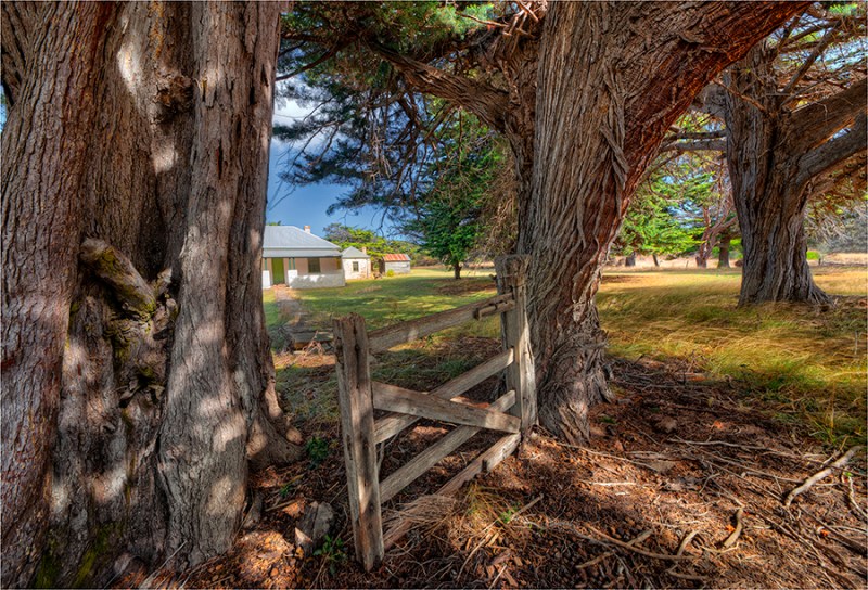 Wybalenna-Front-Gate-FI0-17x25