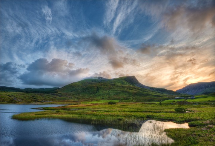 Cwellyn-Dusk-WLS018-17x25 copy