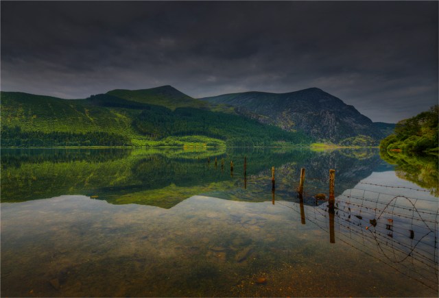 Reflections-Llyn-Cwellyn-WLS040-17x25 copy