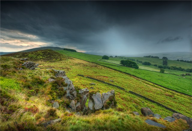 Storm-over-the-Roaches-Staffordshire-E0757-17x25