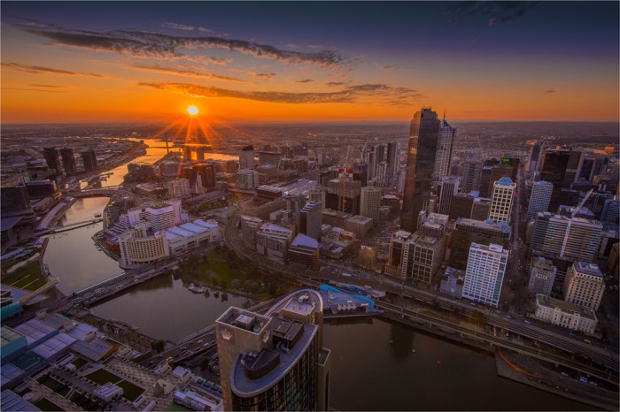 Melbourne-Dusk-2014-02-16x24