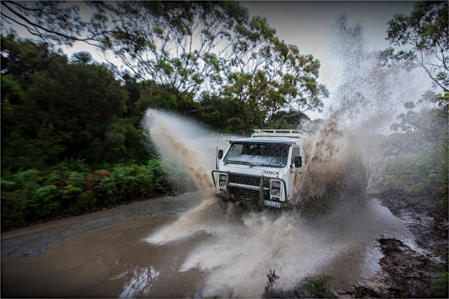Bowling-Track-Oka-KI0593-20x30