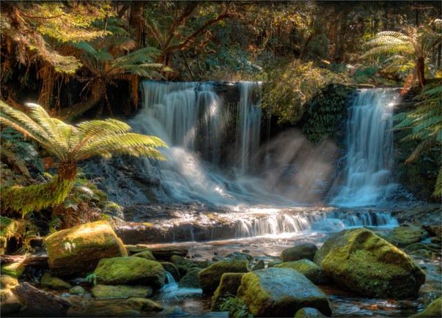 Horseshoe-Light-Tas0611-18x25