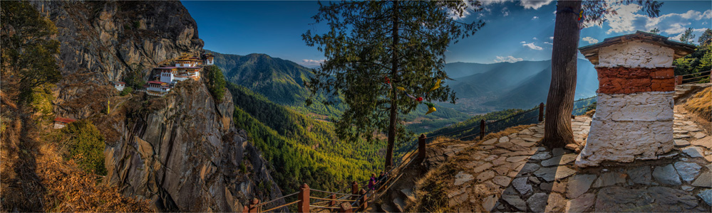 Paro-Taktsang-BHU0146-15x50