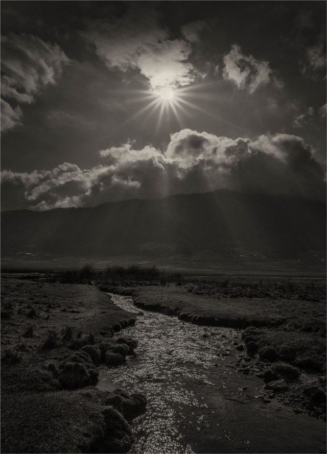 Trongsa-Valley-BHU098M-18x25