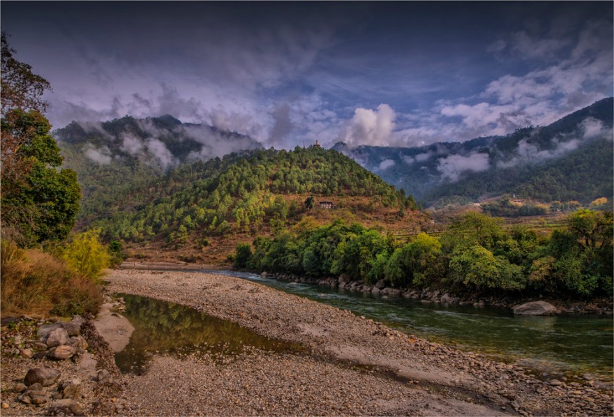 View-to-Khamsum-Yulley-Namgyai-Chorten-BHU0-17x25