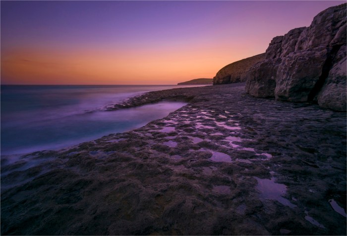 Dusk-at-Dancing-Ledge-E01142-17x25