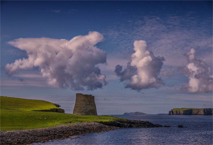 Broch-of-Mousa-SHET075-17x25