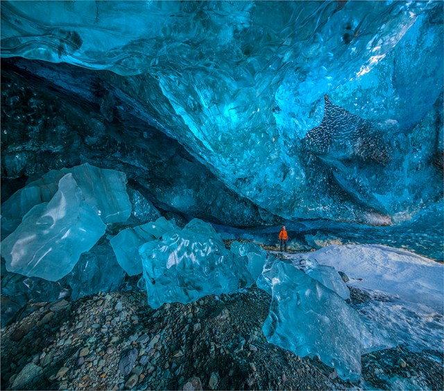 Vatnajokull-Glacier-Ice-Cave